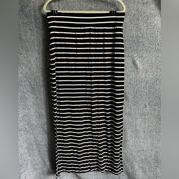 Ana Black and White Striped Maxi Skirt Size Large - Picture 3 of 3
